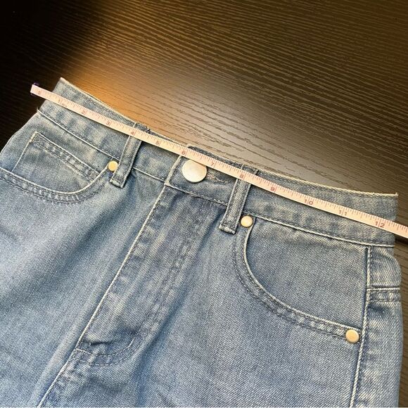 ✨ Princess Polly Women’s Distressed Denim Shorts 2 - Picture 8 of 10